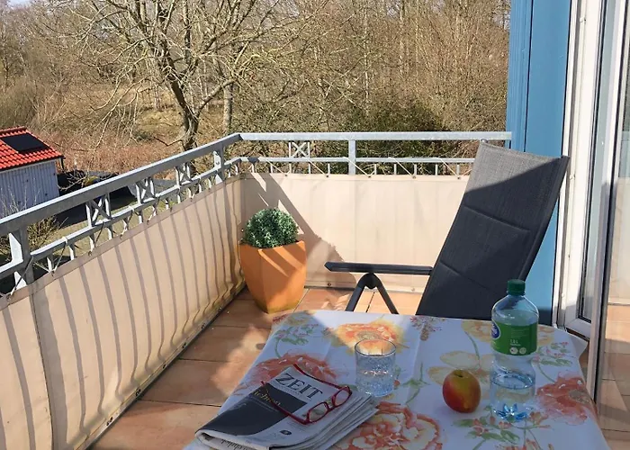 Friedensstra_e 43 7 * Zingst